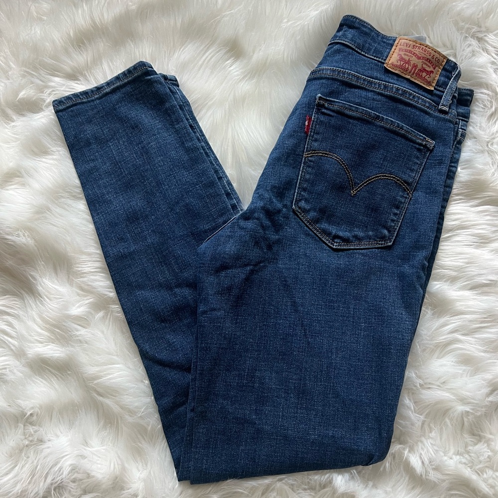 721 Levi high rise ankle jeans